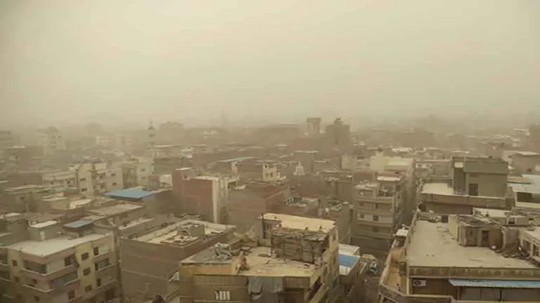 آخر مستجدات العاصفة الترابية.. الأرصاد تكشف التفاصيل