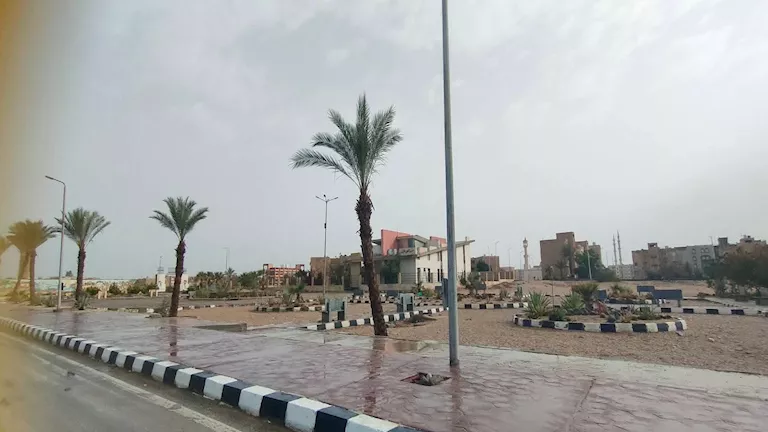 الأرصاد تكشف تطورات الطقس: أمطار على هذه المناطق