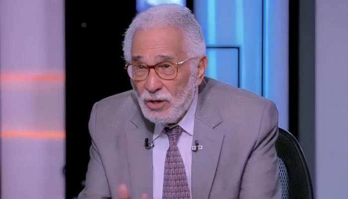 غائب عن الوعي.. تطورات حرجة في الحالة الصحية للفنان عبدالرحمن أبو زهرة غائب عن الوعي.. تطورات حرجة في الحالة الصحية للفنان عبدالرحمن أبو زهرة