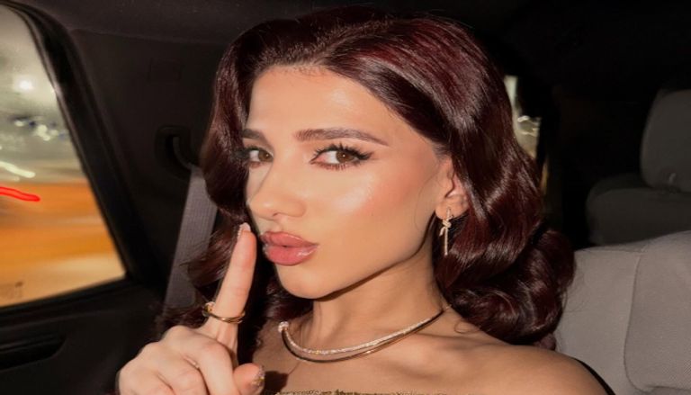 ذكرى زواج نارين بيوتي الأولى