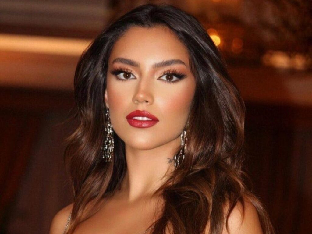 ستيفاني عطالله من بين أجمل 100 وجه في العالم.. وهذه ردّة فعلها