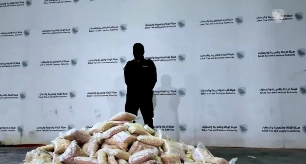 جمرك ميناء جدة يُحبط محاولة تهريب 3 ملايين حبة من الإمفيتامين المخدر – أخبار السعودية جمرك ميناء جدة يُحبط محاولة تهريب 3 ملايين حبة من الإمفيتامين المخدر - أخبار السعودية