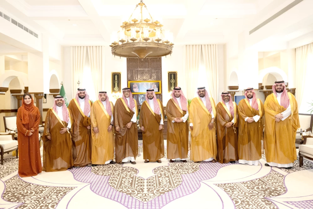 نائب أمير مكة يستقبل عبدالله كامل وأعضاء غرفة مكة - أخبار السعودية