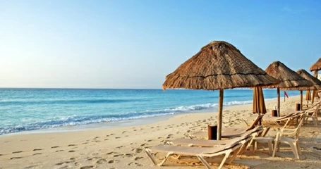 لغز وفاة مشهورة «إنستغرام».. لماذا عاد أصدقاؤها وتركوا أغراضها على الشاطئ؟ - أخبار السعودية