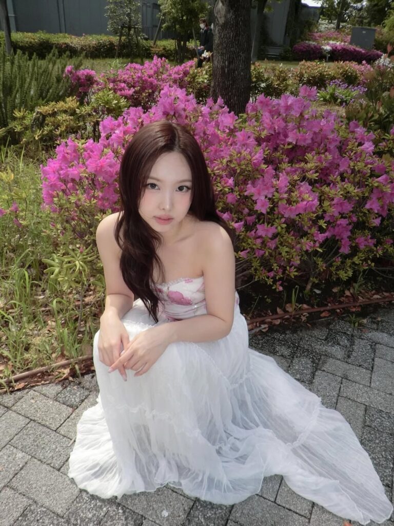 260429 تحديث نايون على الانستقرام - صور إضافية لـ MISS DIOR ROSE RITUAL