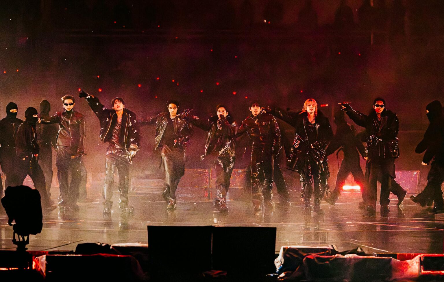 NME يراجع BTS – BTS يعيشون في Goyang: قاعدة الاتصال والهوية في هذا العرض الاستاد المذهل (4.5/5) NME يراجع BTS - BTS يعيشون في Goyang: قاعدة الاتصال والهوية في هذا العرض الاستاد المذهل (4.5/5)