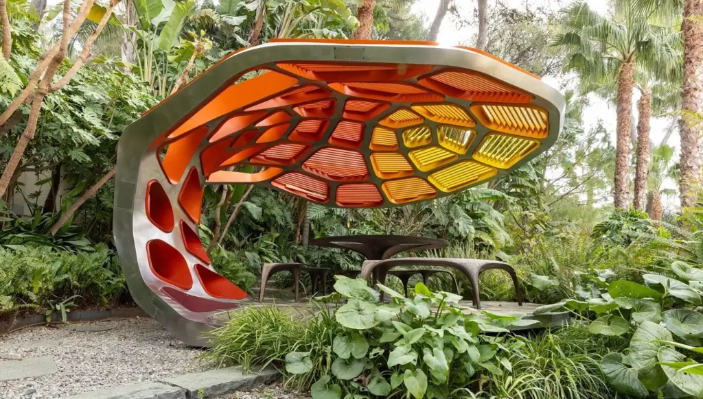 زها حديد تعود إلى الواجهة… عرض تحفة معمارية من توقيعها للبيع زها حديد تعود إلى الواجهة... عرض تحفة معمارية من توقيعها للبيع