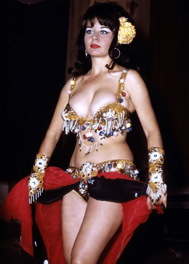 Fatma Girik Fatma Girik