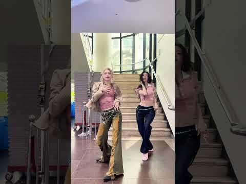 Kep1er XIAOTING مع ITZY YUNA – KILLA (واجهني الآخر) (تحدي الرقص) (260404) Kep1er XIAOTING مع ITZY YUNA - KILLA (واجهني الآخر) (تحدي الرقص) (260404)