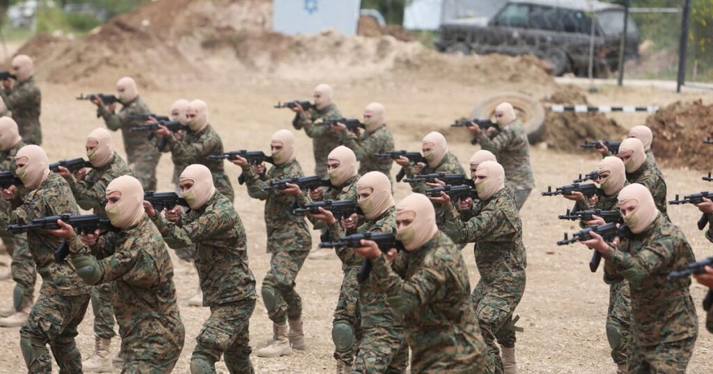 عناصر "الحزب" أمام خيارَيْن: الأسر أو القتل!