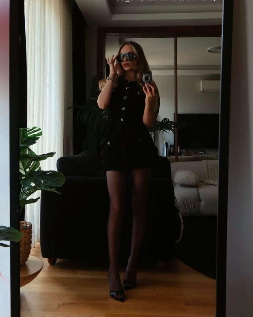 Cemre Solmaz Netleştirilmiş 4K