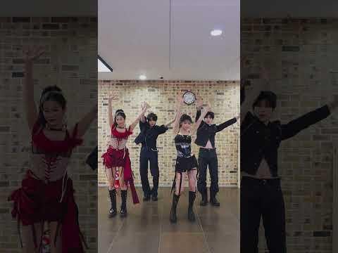 LE SSERAFIM KAZUHA & CHAEWON مع TXT (TOMORROW X معًا) BEOMGYU & SOOBIN - الاحتفال (تحدي الرقص) (260424)