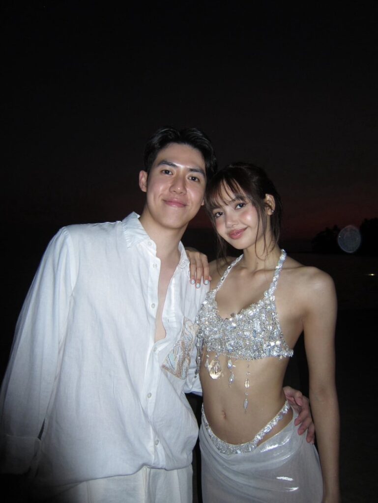 260402 تحديث انستقرام pleumnkh مع ليزا