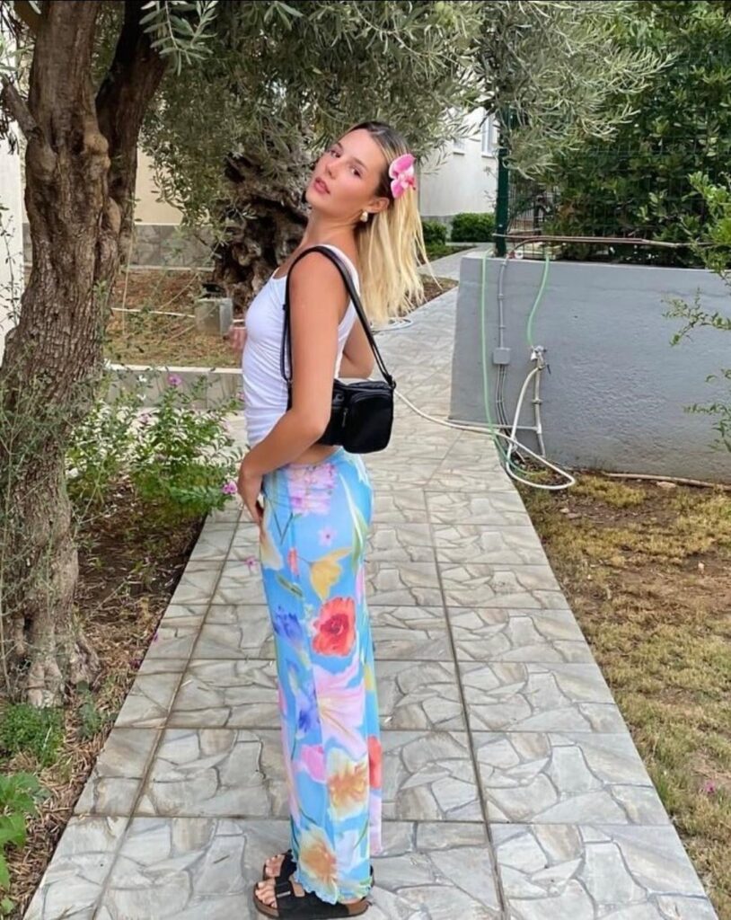 Manifest Lidya Ayak(Konuşcak dm)