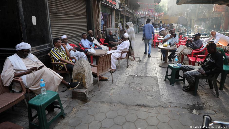 ترحيل سودانيين من مصر – توازنات داخلية صعبة ترحيل سودانيين من مصر - توازنات داخلية صعبة