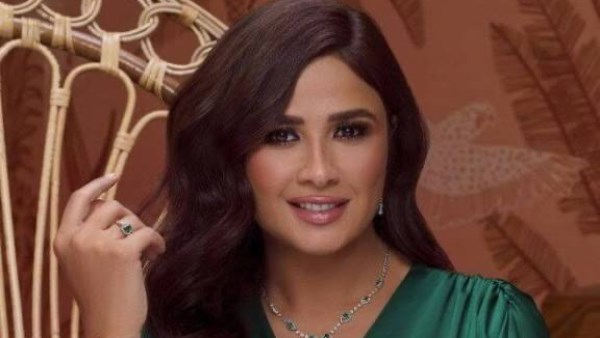 إطلالة مختلفة.. ياسمين عبد العزيز تبهر متابعيها في أحدث ظهور إطلالة مختلفة.. ياسمين عبد العزيز تبهر متابعيها في أحدث ظهور