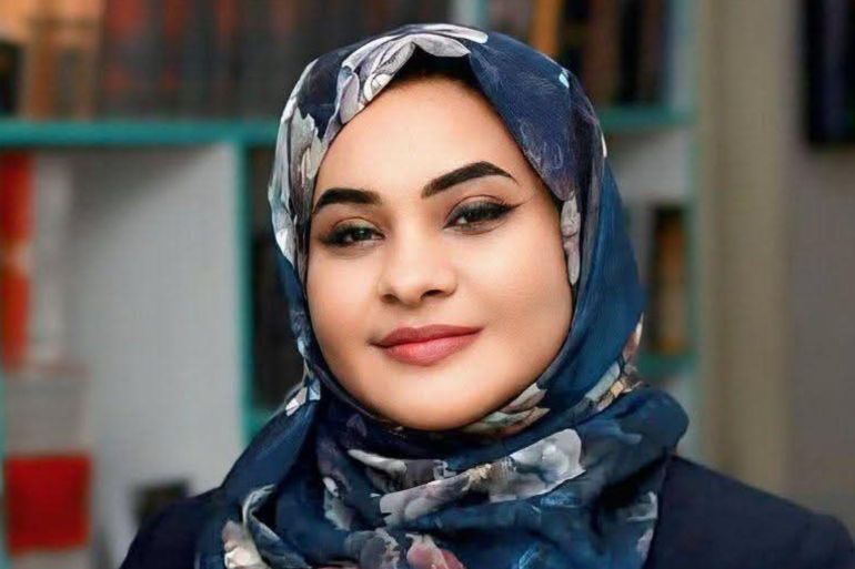 الناشرة-السودانية--إسراء-الريس--تساؤلات-حول-الأصالة من حسابها على فيسبوك