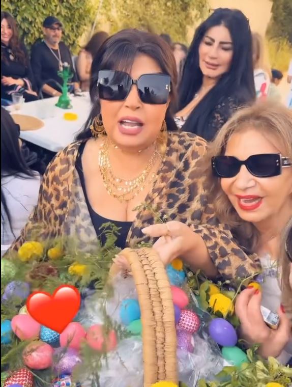 فسيخ ورنجة وبصل وبيض ملون.. نجوم ونجمات الفن يحتفلون بشم النسيم (1)