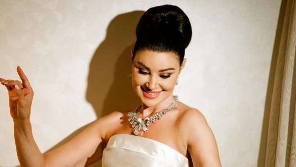 بدون بطانة.. فستان أروى جودة قبل التعديل يثير السوشيال ميديا