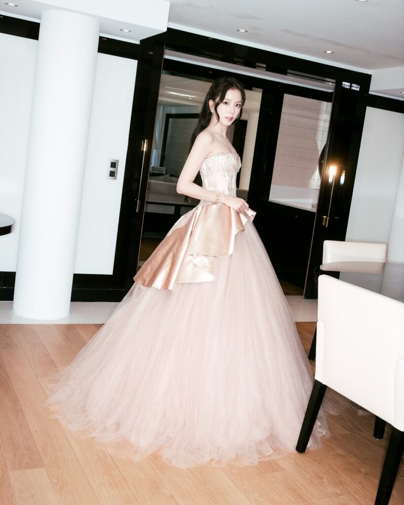 260429 تحديث جيسو (BLISSOO) على الانستغرام