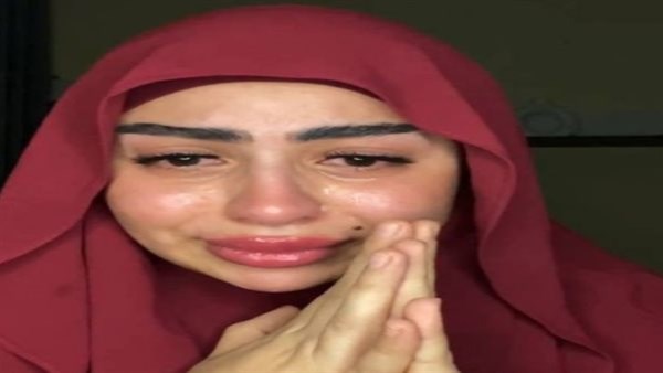 أزمة جديدة تضرب مطرب مهرجانات شهير بعد استغاثة طليقته