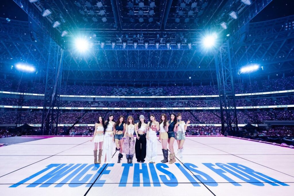 260428 تحديث تويتر اليابان - مرتين  جولة عالمية في ملعب اليابان MUFG (الملعب الوطني) ينتهي اليوم النهائي 🏟️