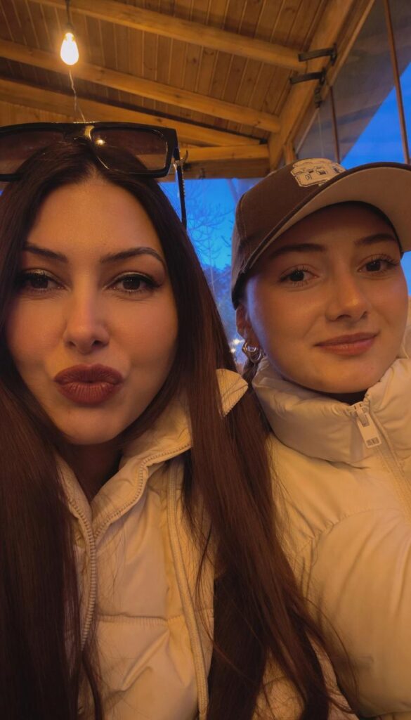 Gülşah Dalgaç - Ecrin Dalgaç