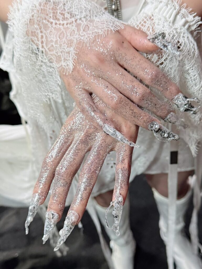 260407 - تحديثات Nail_unistella على IG مع جيسو