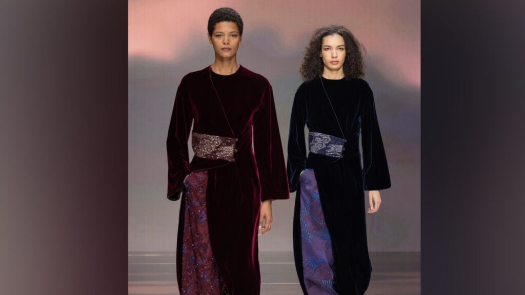 “سلطان الأقمشة”.. المخمل يفرض سيادته على منصات عروض خريف وشتاء 2026/27 إيلاف