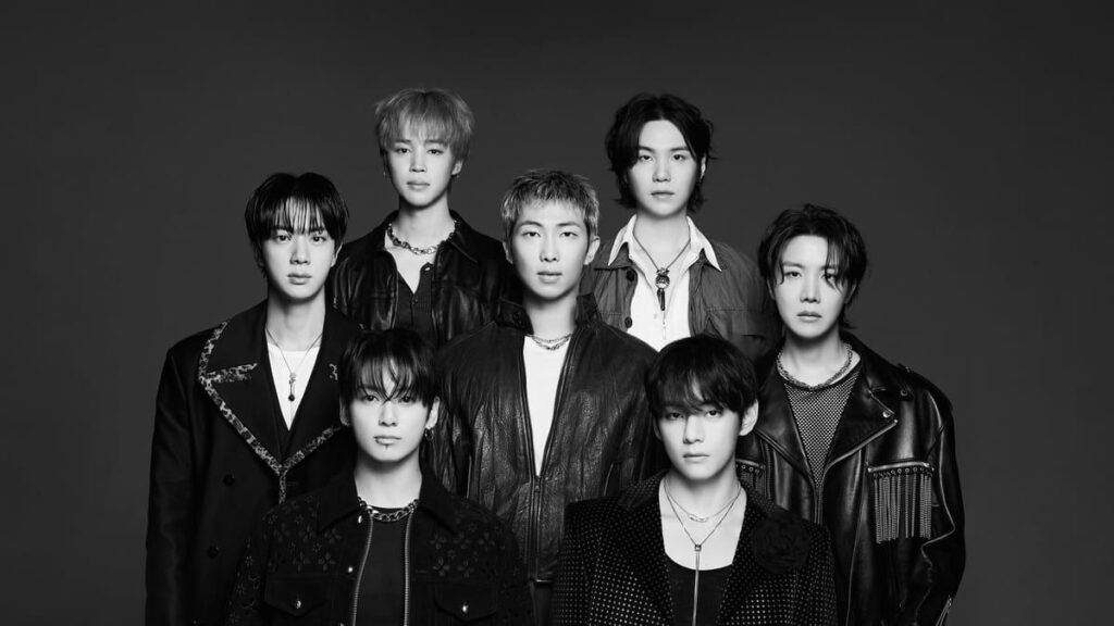 تجربة BTS ARIRANG على متجر Apple 🍎 🎧 🏛️