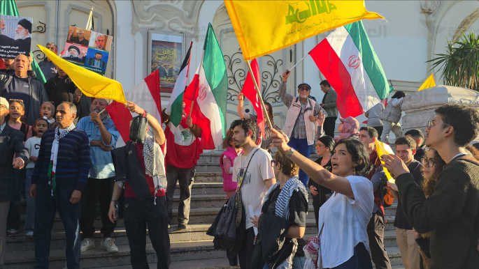 وقفة تضامنية مع لبنان في تونس: العدوان لن يكسر المقاومة وقفة تضامنية مع لبنان في تونس: العدوان لن يكسر المقاومة