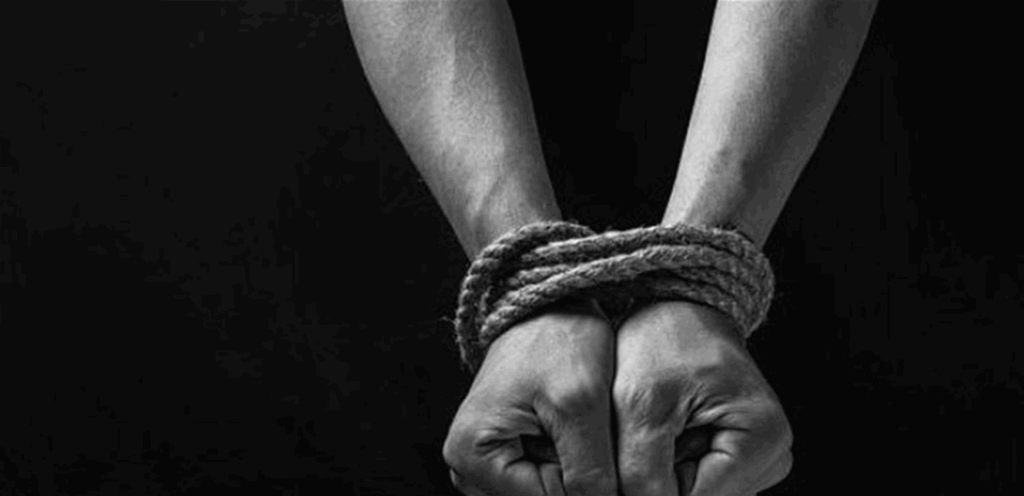 اختطاف فنّان وسرقته على يد فنان آخر.. إليكم تفاصيل القضية