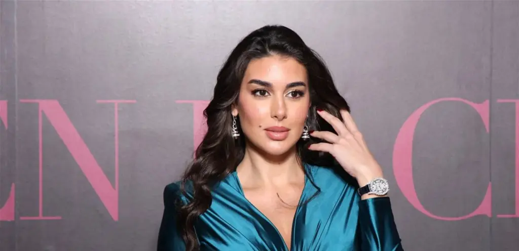 ياسمين صبري تستعرض لياقتها البدنية بإطلالة رياضية أنيقة