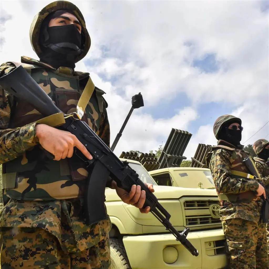 بعد معركة العصف المأكول.. "الحزب": يدنا على الزناد