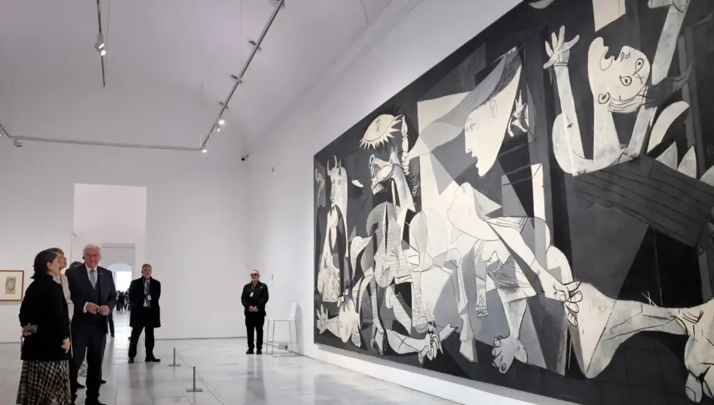 غرنيكا بيكاسو تُشعل نزاعاً سياسياً بين مدريد وإقليم الباسك غرنيكا بيكاسو تُشعل نزاعاً سياسياً بين مدريد وإقليم الباسك