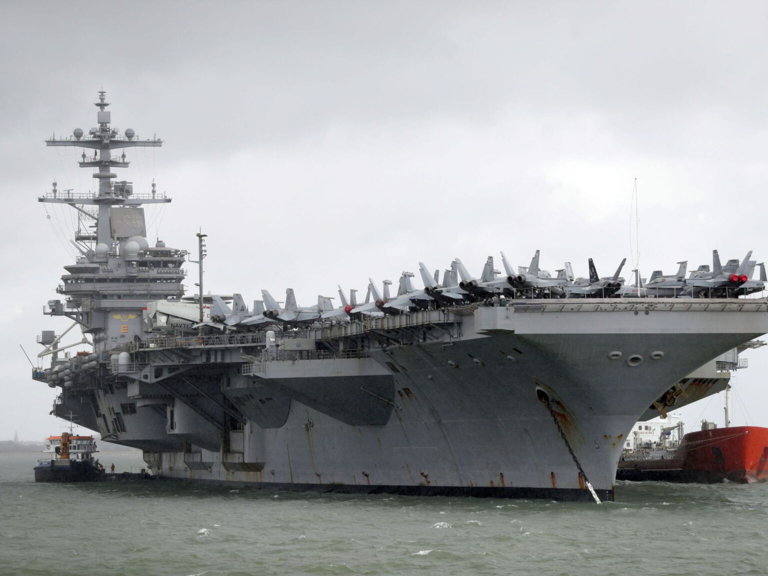 حصار ترمب لمضيق هرمز بدأ.. إليكم ما ينبغي معرفته | سياسة