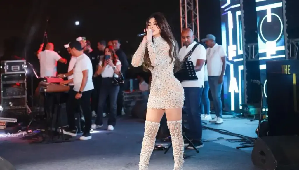 هيفاء وهبي تُنهي خلافها مع نقابة الموسيقيين في مصر