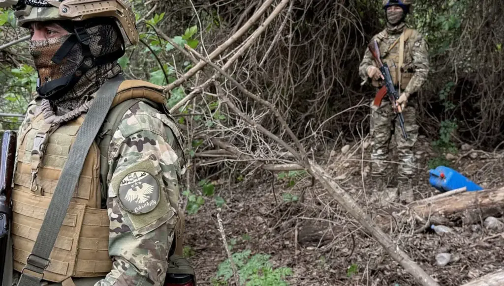 أنفاق الحزب بين لبنان وسوريا في ‘التصفية المنهجية’: تهريب السلاح والأفراد… وأيضاً الكبتاغون أنفاق الحزب بين لبنان وسوريا في 'التصفية المنهجية': تهريب السلاح والأفراد... وأيضاً الكبتاغون