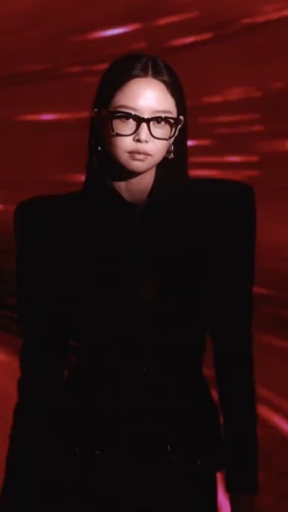 260422 جيني لراي بان