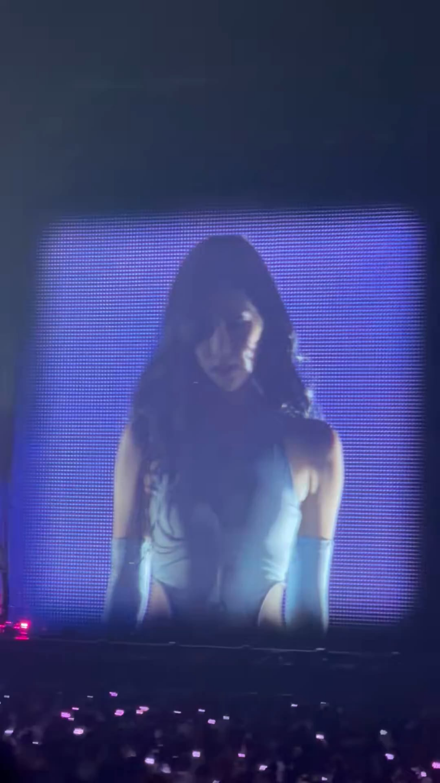 260411 تعمل Giselle & Ningning كوحدة فرعية في SYNK: aeXIS LINE في Kyocera Dome Osaka