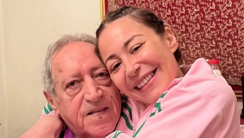 منة شلبي تحيي ذكرى ميلاد والدها الراحل برسالة مؤثرة