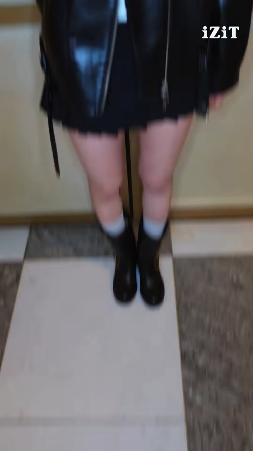 260422 تحديث الانستقرام لمجلة iZiT مع LE SSERAFIM