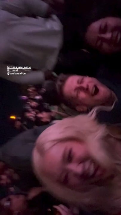 260412 تحديث قصة chunjoanna على IG مع روزي