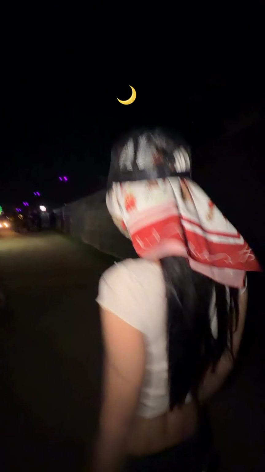 260414 تحديث قصة جيني IG