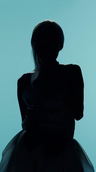 260423 روزيه لتيفاني اند كو | الكتاب الأزرق 2026: الحديقة المخفية