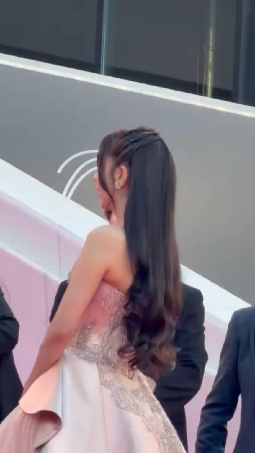 260423 جيسو تصل إلى كانسيريز الموسم التاسع