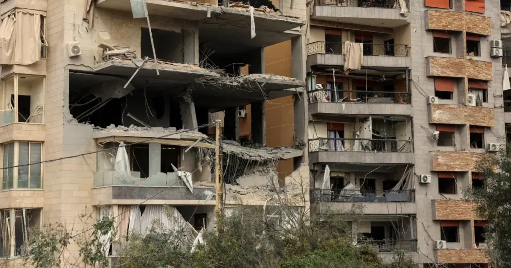 إعلام إسرائيلي: إصابة شخصين في سقوط صواريخ اُطلقت من لبنان - الشرق