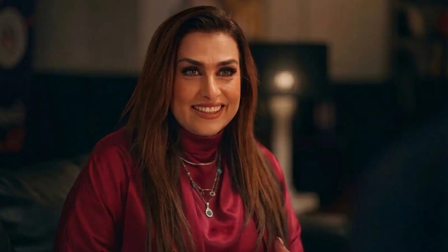 سيمون تبكي على الهواء وتكشف سبب وفاة والدها سيمون تبكي على الهواء وتكشف سبب وفاة والدها