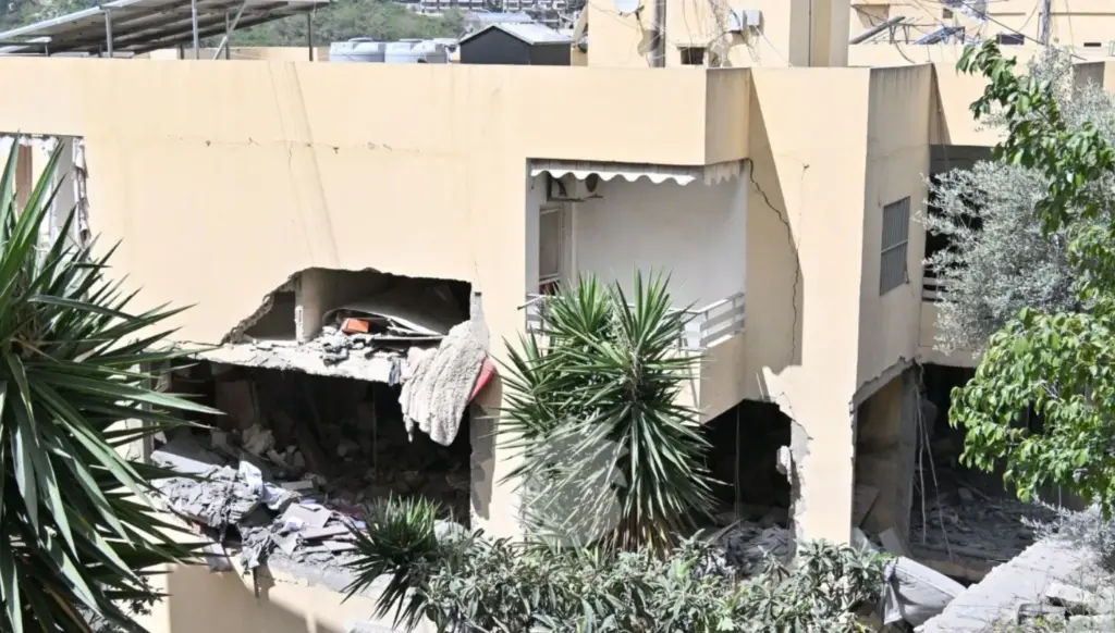 النائب ملحم رياشي يكشف لـ'النهار' تفاصيل تُروى للمرة الأولى بعد غارة عين سعادة (فيديو)