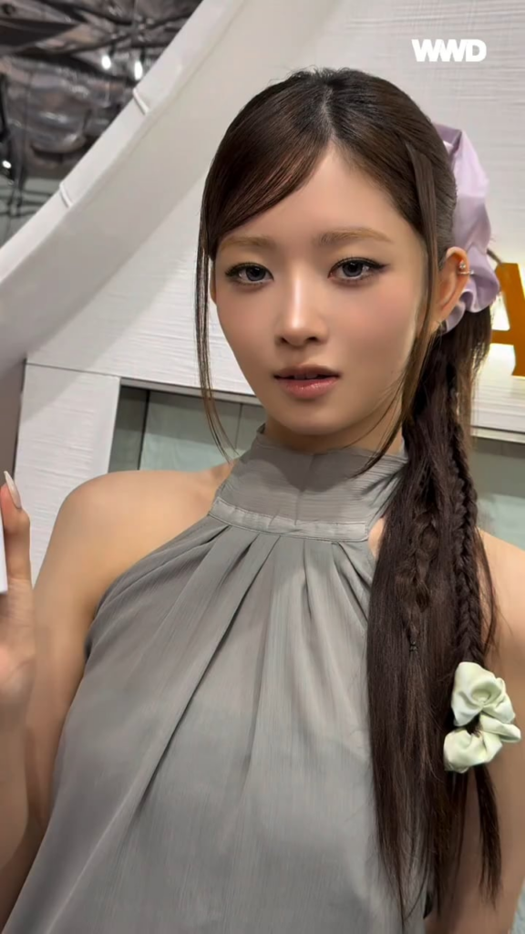 260416 تحديث انستقرام WWD Japan مع ري